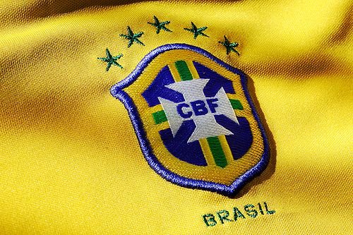 Brasil x Holanda - Como fazer para ser permitido assistir ao segundo tempo do jogo, quando o mesmo acontece após o início do Shabat na Africa do Sul.