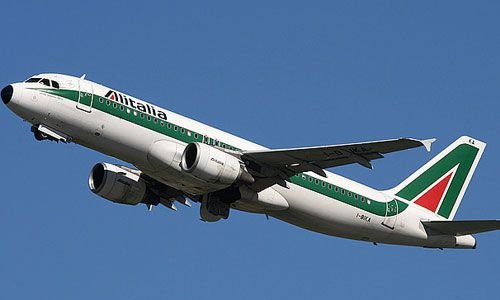 Alitalia é condenada no Brasil a pagar multa a casal que não recebeu o seu Kosher Meal