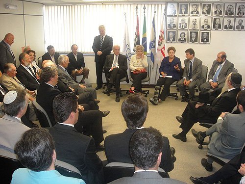 Retrospectiva: Presidente eleita Dilma Roussef em encontro com lideranças da Comunidade Judaica em fase eleitoral