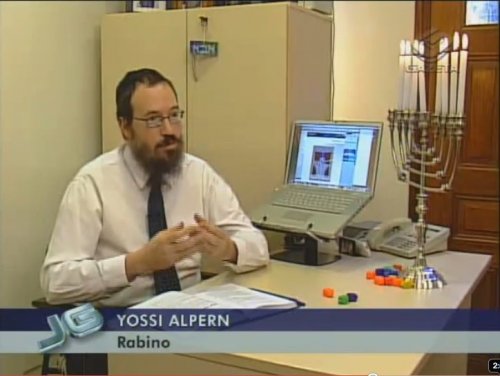 Rabino Yossi Alpern do Beit Chabad Central fala sobre Chanuká na TV Jornal Gazeta