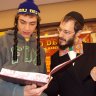 FOTOS: Rabino Mendy Stolik e Ariel Gandelman fazem Siyum Massechet pela Primeira Vez em Curitiba, Purim 5771